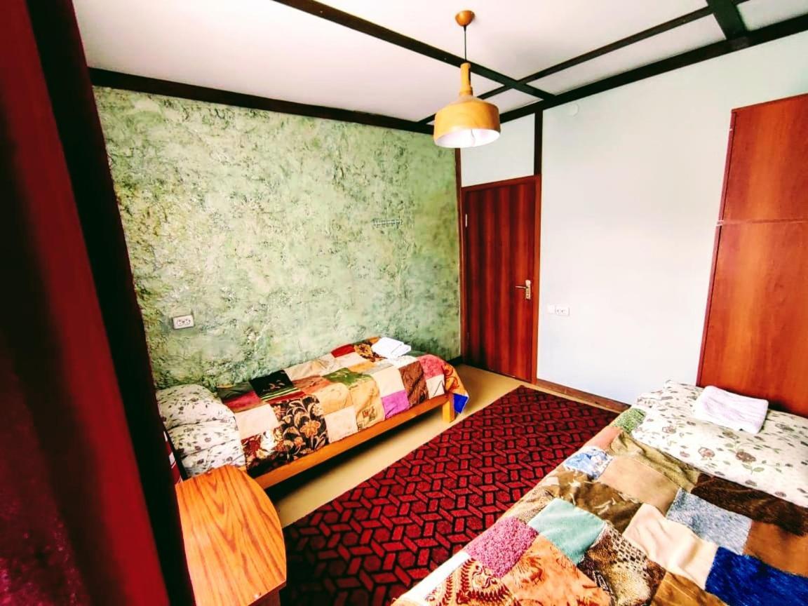 Laila Guest House Mestia Zewnętrze zdjęcie