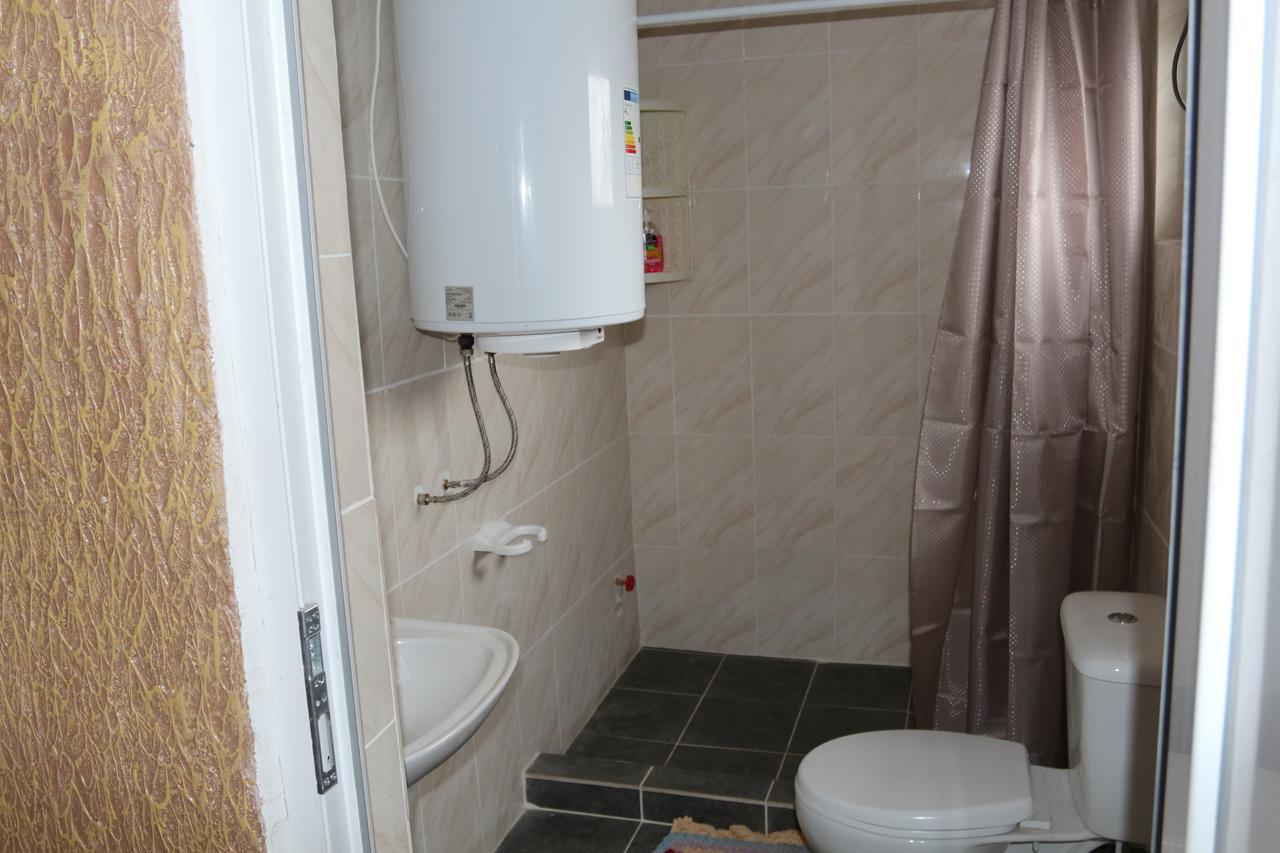 Laila Guest House Mestia Zewnętrze zdjęcie