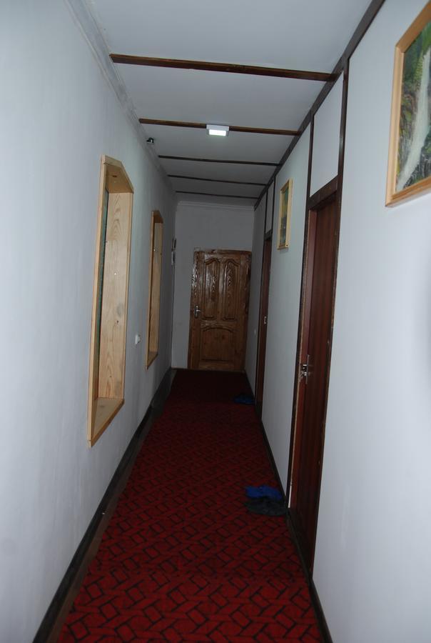 Laila Guest House Mestia Zewnętrze zdjęcie