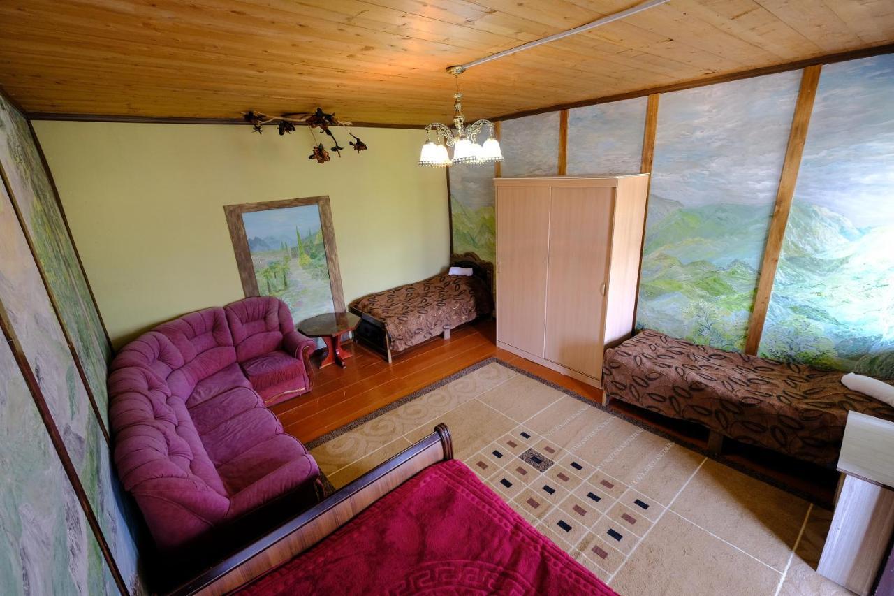 Laila Guest House Mestia Zewnętrze zdjęcie