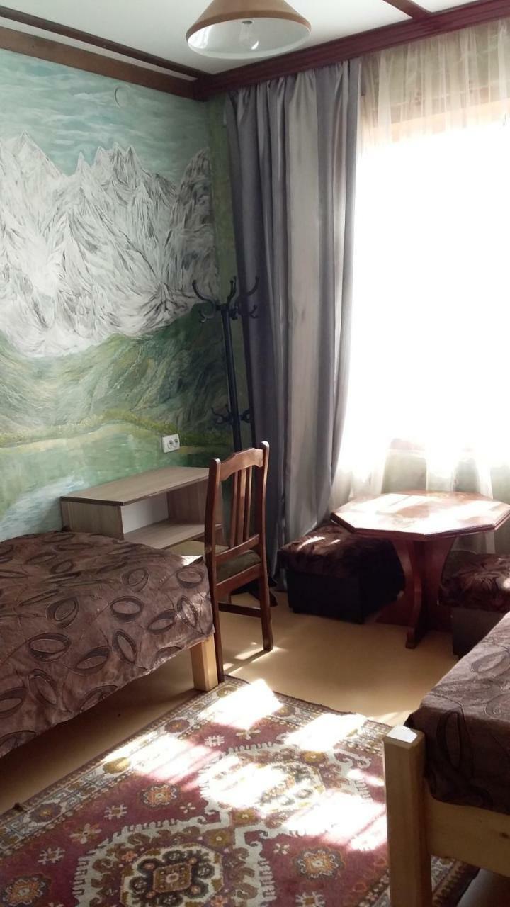 Laila Guest House Mestia Zewnętrze zdjęcie